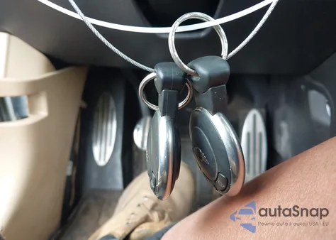 2010 Mini Cooper S Clubman from USA, damaged, VIN WMWMM3C5XATP75868